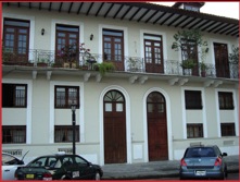 Casa Urrutia front